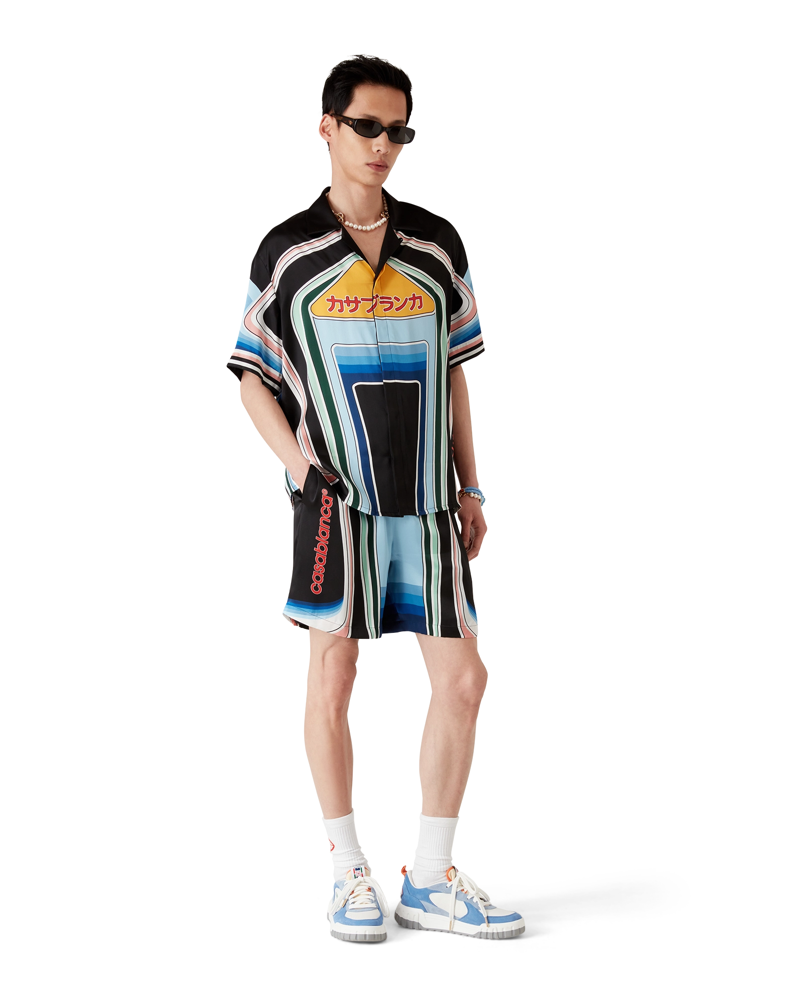 Graphic Mountain Silk Shorts - 图片 2