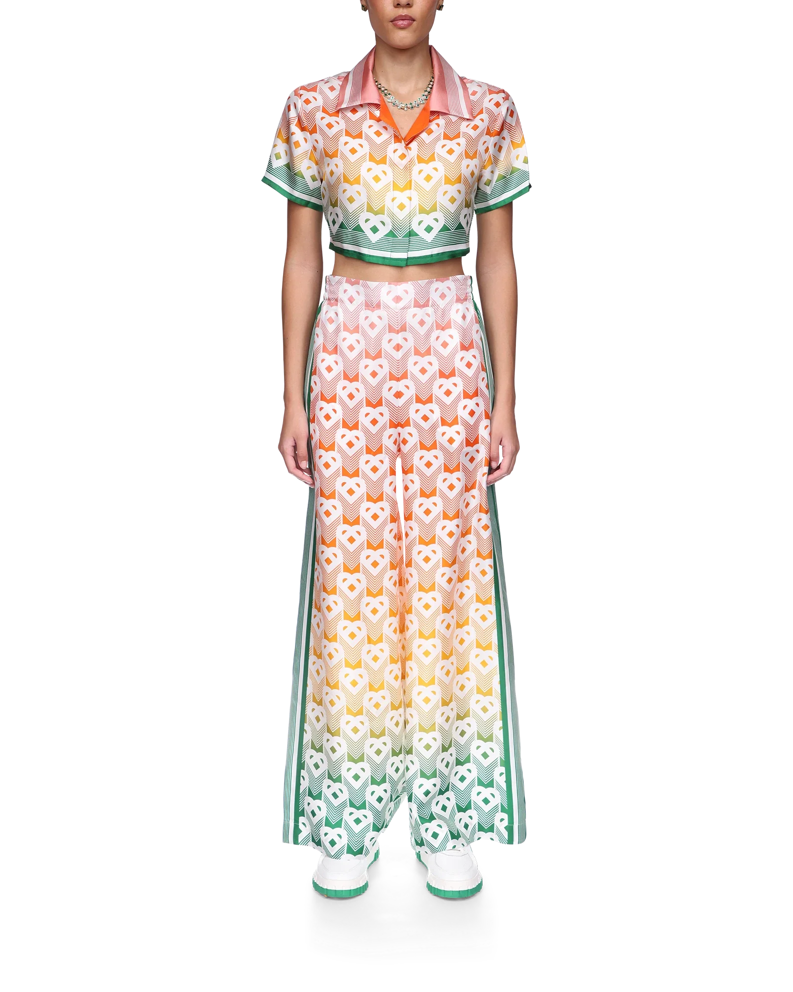 Gradient Heart Monogram Cropped Short Sleeve Silk Shirt - 图片 3